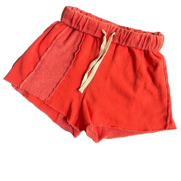 FOREVER 21 BRIGHT RED REWORKED FLEECE SWEAT SHORTS SIZE MEDIUM - Picture 6 of 8